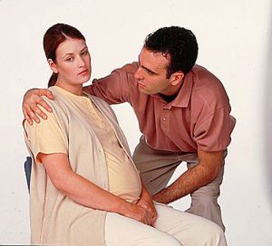 715275 751 300x272 - افسردگی در زنان باردار چرا اتفاق می افتد؟